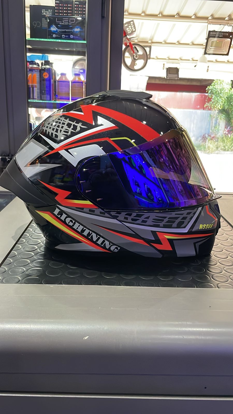 Linghting Helmet + semi intergrale