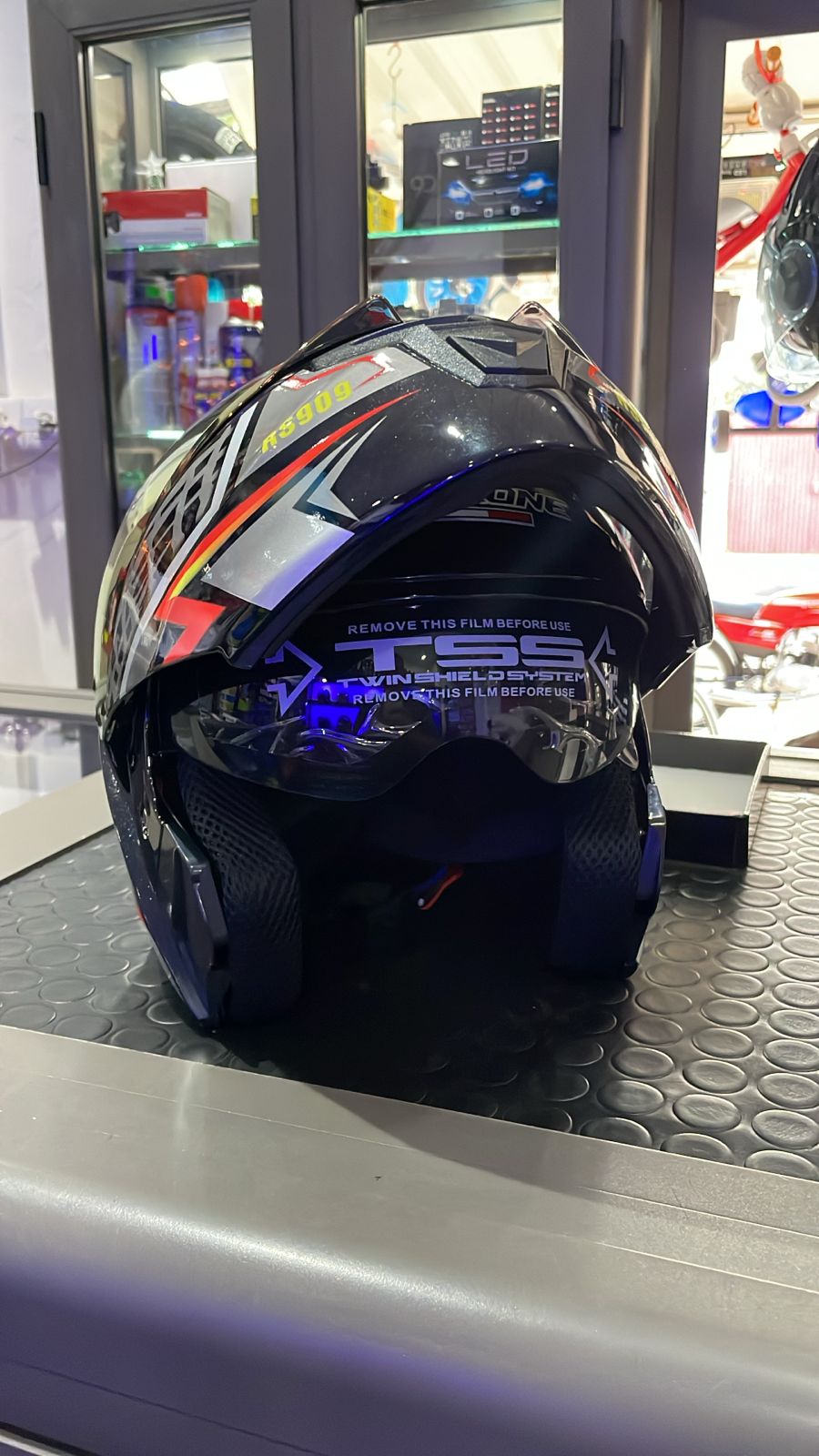 Linghting Helmet + semi intergrale