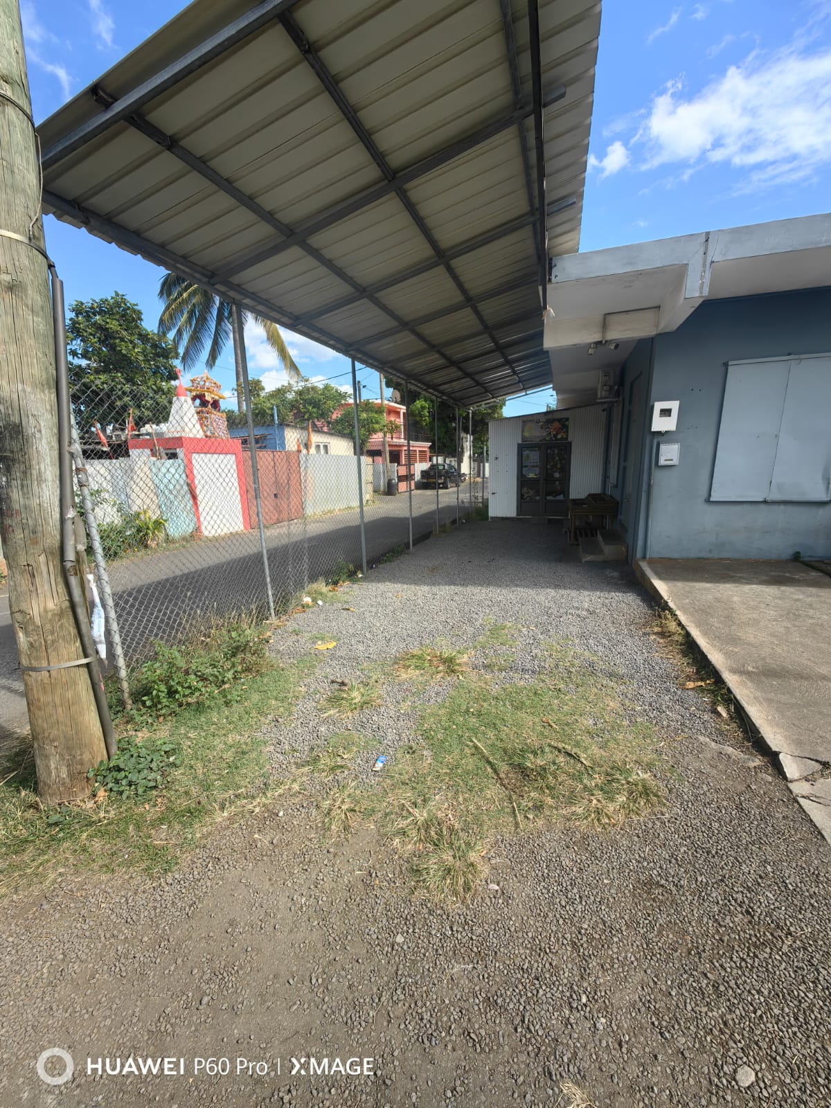 Batiment Commercial a vendre