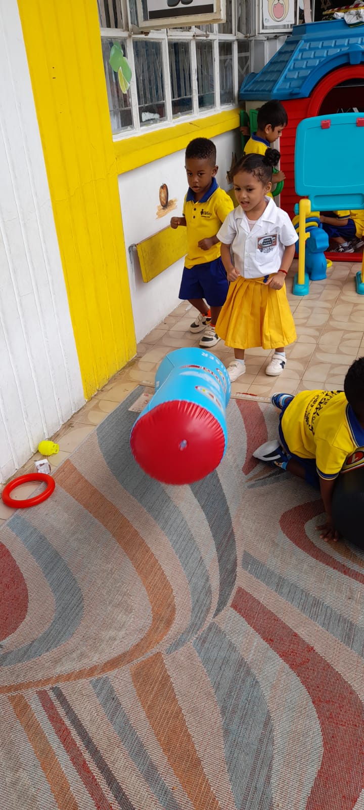 Super Nanny- Pre Primary School – Children enjoying their First Day