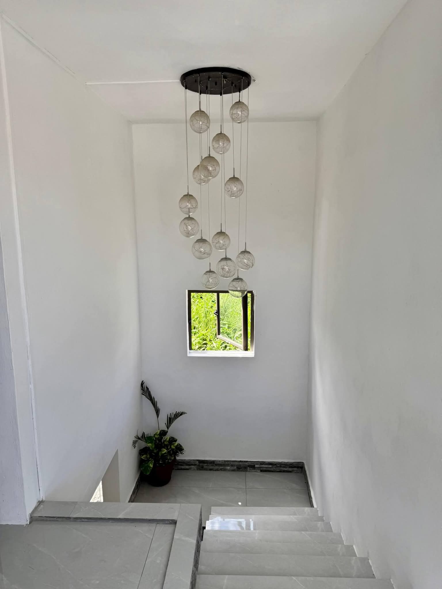 FOR SALE MODERN FAMILY HOME – CIRCONSTANCE