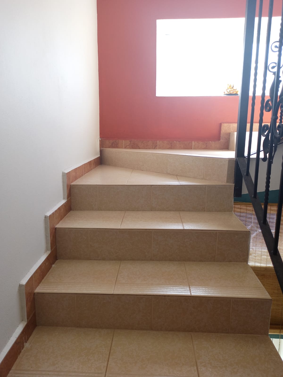 FAMILY HOME IN MESNIL, PHOENIX FOR SALE