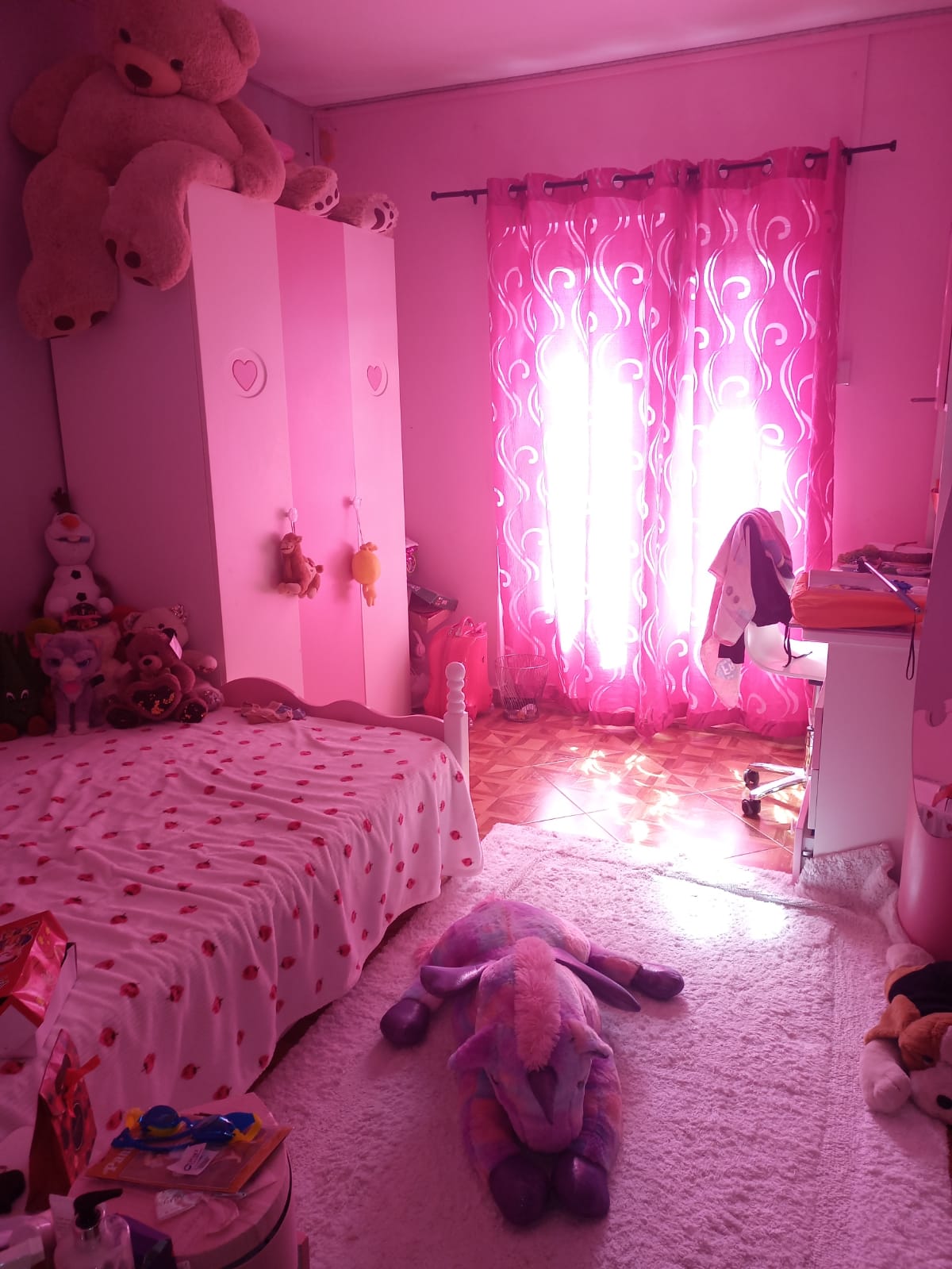 FAMILY HOME IN MESNIL, PHOENIX FOR SALE