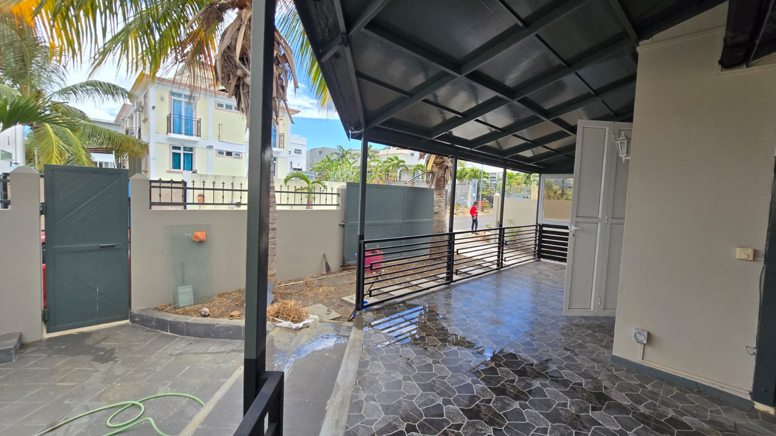 FOR SALE – PRIVATE VILLA – Flic en Flac,