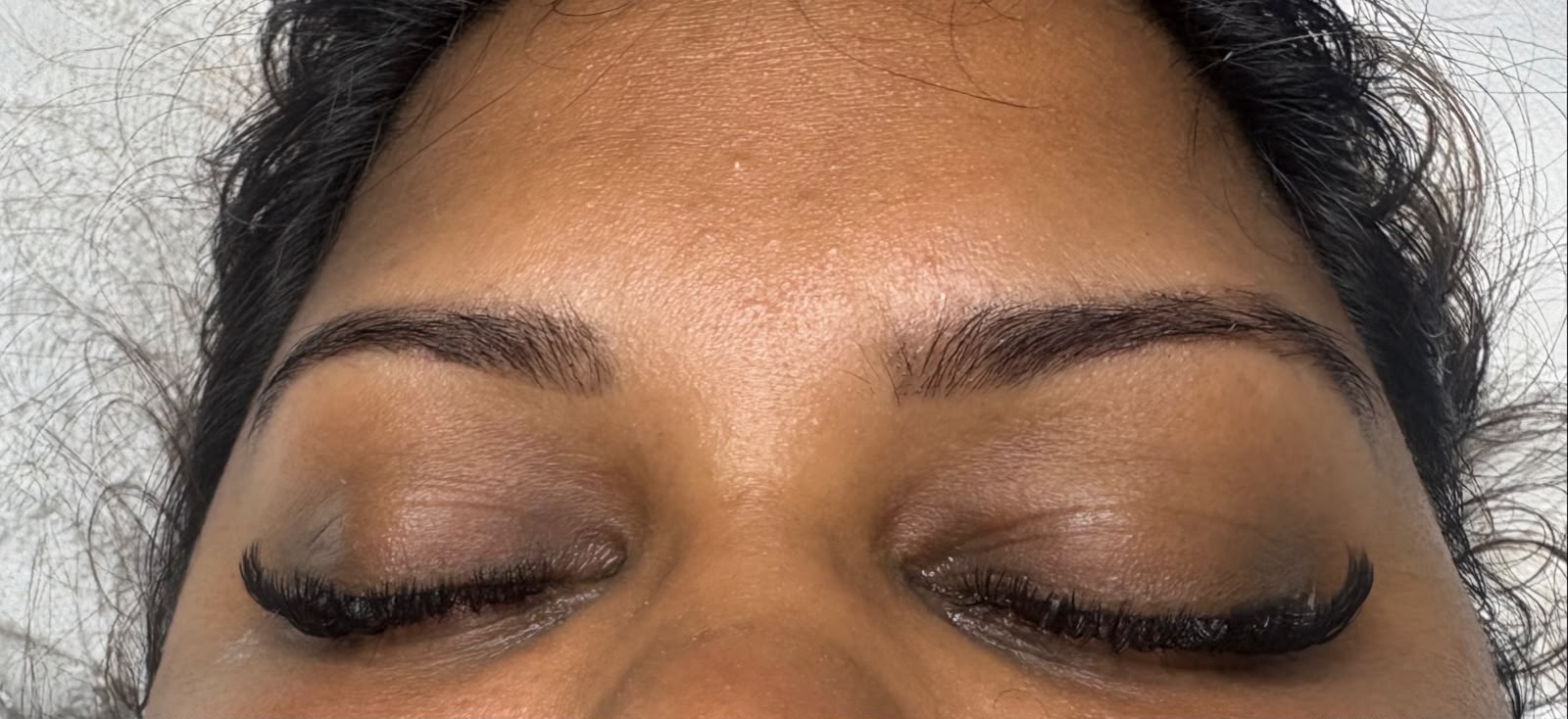 Caro Lashes Brows – Eyelash Extensions, Lash Lift and Brow Lift in Port Louis