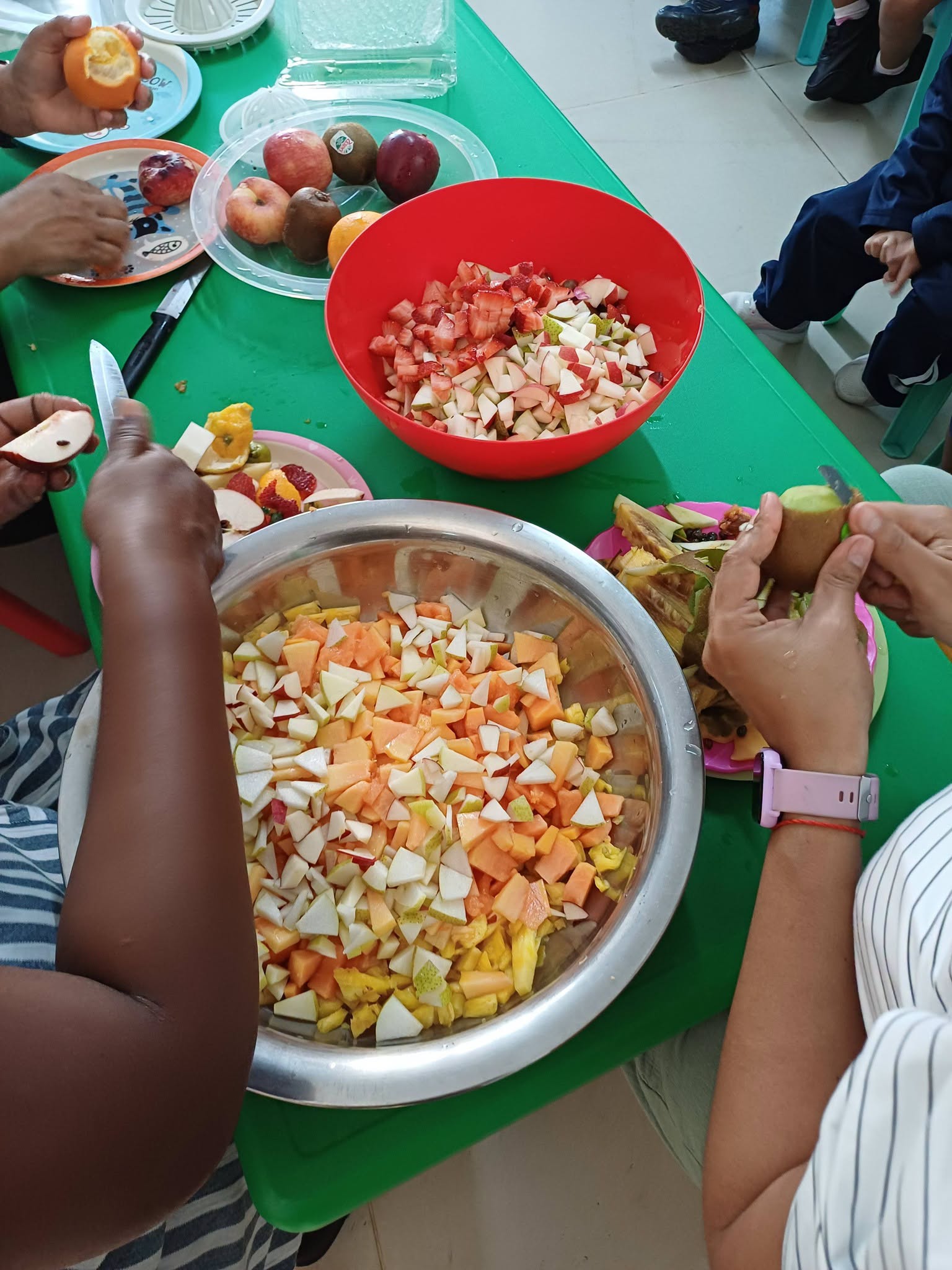 Activité Salade de Fruits à l’École Maternelle Fabio et les Petits Moussaillons and The Lovely Kids