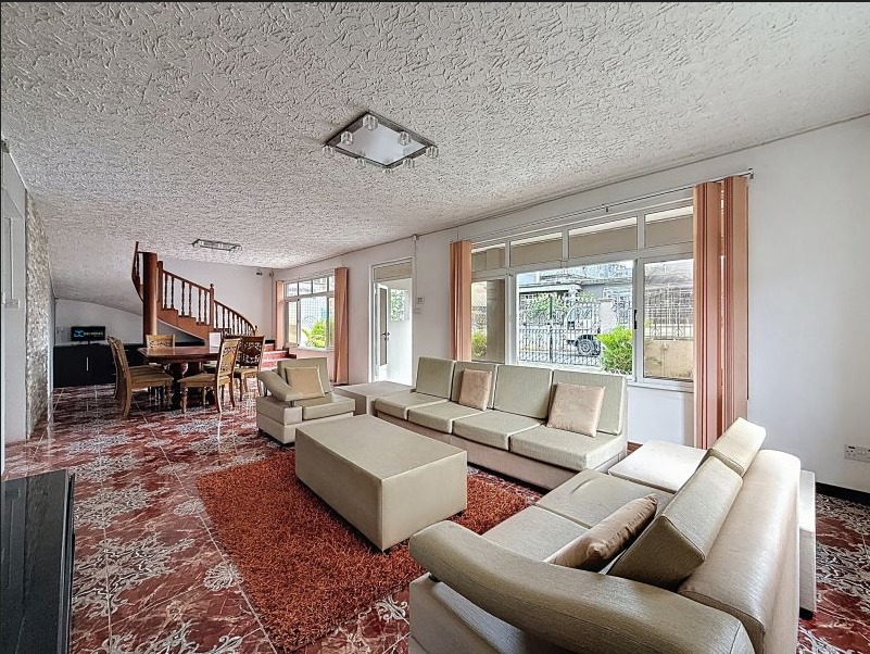 House for Sale in Rose-Hill, Mauritius / Cirusco