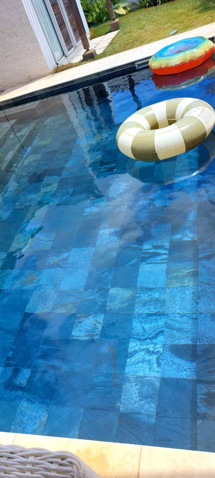 Nettoyage de Piscine Avant et Après  à travers l’île Maurice