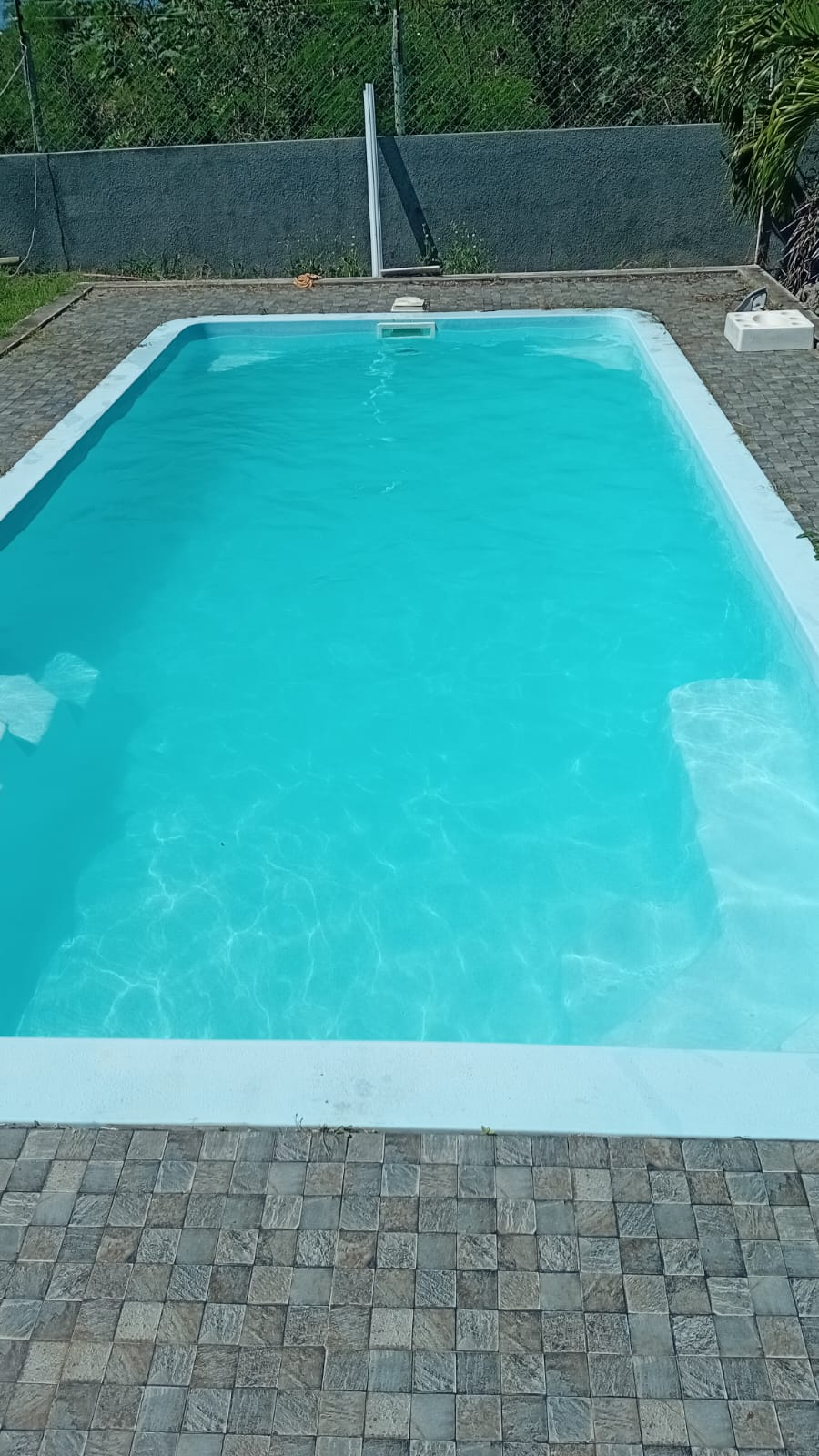 Remise en état de deux piscines à Grand-Gaube